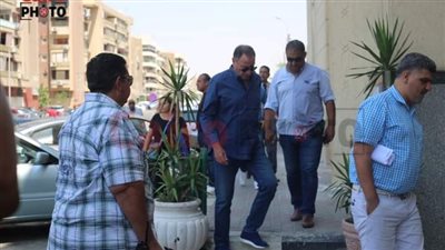 بث مباشر | محمود الخطيب والعامري فاروق أبرز المشاركين في جنازة والد أمير توفيق بمسجد أبو بكر الصديق