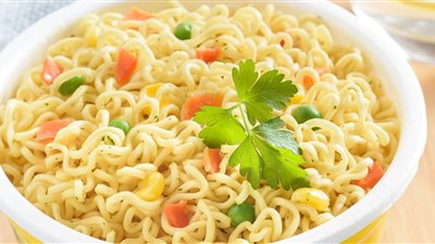 وفاة صغير ثانٍ في حادث تسمم الشعرية سريعة التحضير بالعراق.. ما القصة؟