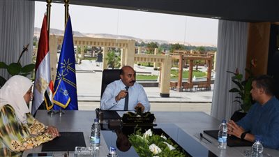 محافظ أسوان يعلن فتح باب القبول للالتحاق بمدارس التمريض للعام الدراسي 2022-2023 