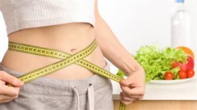 وصفات تخسيس.. أحرص على تناول الماء بالليمون الساخن