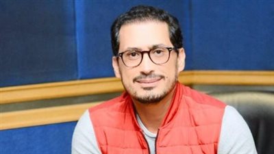 أغلق هاتفه.. مصير مجهول لفيلم الشيطان شاطر بسبب أحمد عيد | خاص