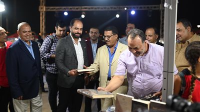 انطلاق معرض نادي الرحاب للكتاب | صور