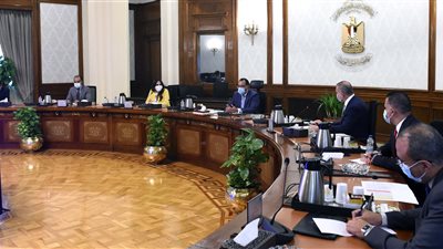 مدبولي يتابع الموقف التنفيذي لتطوير عواصم المحافظات وإحياء القاهرة التاريخية 