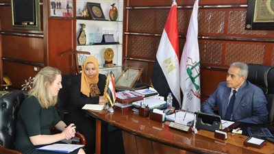 وزير القوى العاملة: توعية بمخاطر الهجرة غير الشرعية.. وإرشادات للراغبين في العمل بالخارج