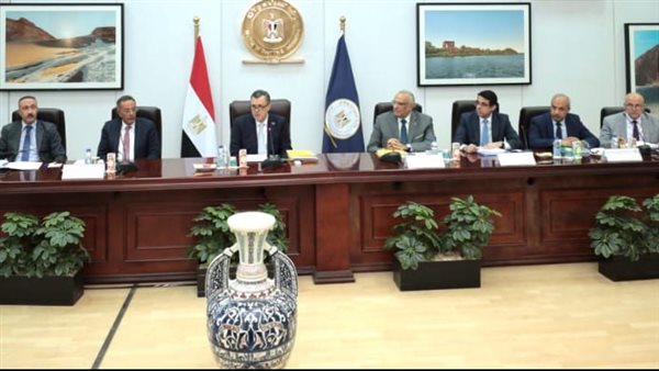 اجتماع وزارة السياحة