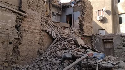 لا توجد إصابات.. انهيار أجزاء بعقار مكون من 3 طوابق في حي عابدين