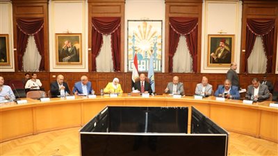 حظر الحفر بالشوارع المطورة إلا في حالة الطوارئ بالقاهرة