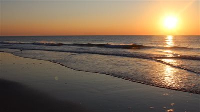 نشاط رياح وارتفاع حركة الأمواج.. الأرصاد تحذر من طقس الأربعاء