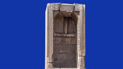 السياحة تروج لـ ناووس أحمس الثاني بمدينة تل الربع 