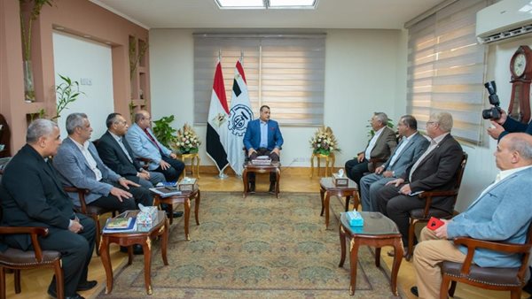 وزيـر الإنتاج الحربي