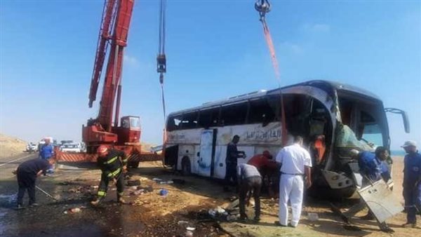 إزالة آثار حادث انقلاب