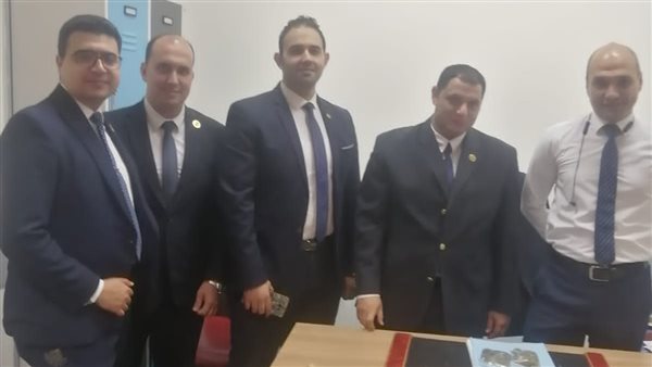 جمارك مطار القاهرة