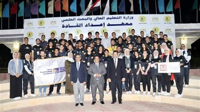 وزير التعليم العالي يتلقى تقريرًا حول مُلتقى طلاب الجامعات الأهلية والتكنولوجية 