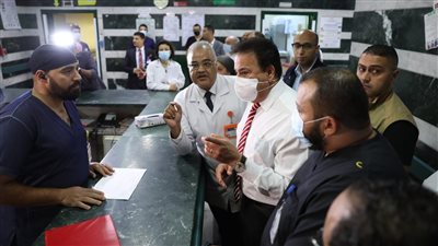 وزير الصحة يتفقد مستشفى البنك الأهلي.. ويؤكد: صرح مهم لاستقبال حالات حوادث الطرق