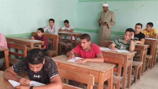 بدء امتحانات القبول