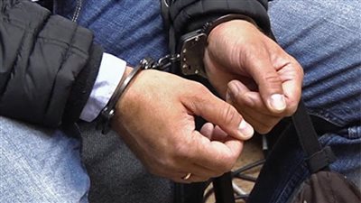 علاقتي حلوة بالمسئولين.. القبض على نصاب الوظائف بالغربية