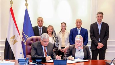 التعليم العالي: بحوث الإلكترونيات ومركز سيداري يوقعان عقد إنشاء حاضنة لريادة الأعمال 