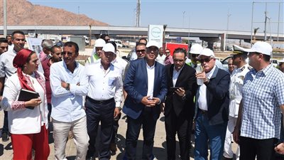 رئيس الوزراء يتفقد الحديقة المركزية ومقر مجلس المدينة الجديد بشرم الشيخ