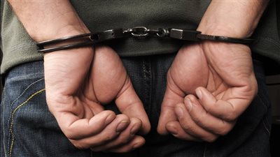 القبض علي مسجل خطر بحوزته هيروين وفرد خرطوش في كفر الشيخ