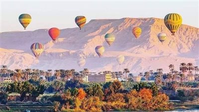 ممنوع التحليق بالبر الشرقي.. عودة رحلات البالون الطائر بالأقصر غدا بعد توقفها 4 أيام