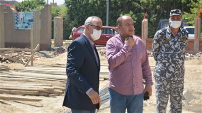 محافظ القليوبية يتابع الحملة المكبرة لإزالة 52 مخالفة بناء بمركز بنها