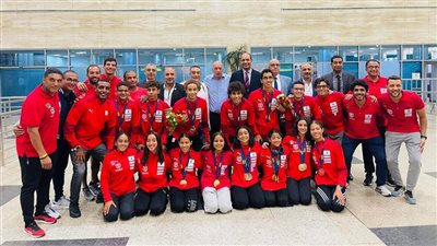 بعد الفوز بـ 13ميدالية.. وزير الرياضة ينيب مساعده لاستقبال بعثة منتخب الخماسي 