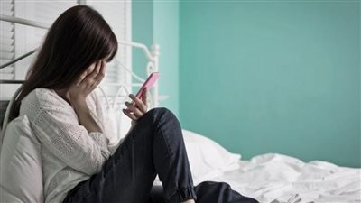 شات ساخن وفيديو خليع.. والدة تلميذة دار السلام تتهم 3 من زملاء ابنتها بتصويرها وابتزازها