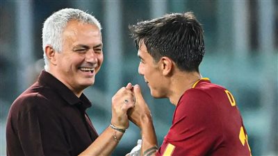 ديبالا: مورينهو أفضل مدرب في العالم.. وهدفنا الحصول على الدوري الإيطالي