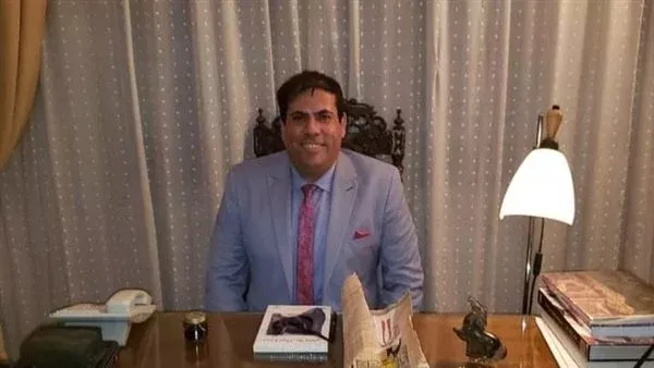  الدكتور حسين عبد