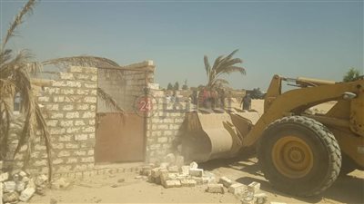 إزالة 23 حالة تعدٍ بالبناء على الأراضي الزراعية وأملاك الدولة بمراكز المنيا