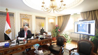 وزير التعليم العالي والبحث العلمي يرأس اجتماع الهيئة القومية للاستشعار من البعد