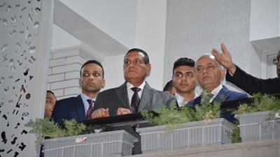 وزيرا التنمية المحلية والتربية والتعليم يفتتحان أولى نماذج مشروع مدارس مصر المتميزة بالسويس