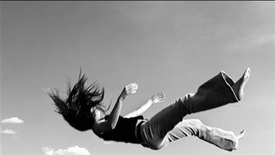 مصرع فتاة سقطت من الطابق السابع في برج سكني بالدقهلية