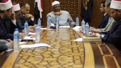 اللجنة العليا للمصالحات بالأزهر تعقد اجتماعها الدوري لمناقشة خطة العمل ومتابعة الخصومات الثأرية