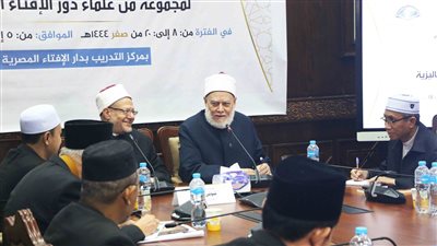  علي جمعة: المتشددون حرّموا شرب القهوة سابقًا لجهلهم بها.. ويجب على المفتي أن يكون مدركًا للواقع