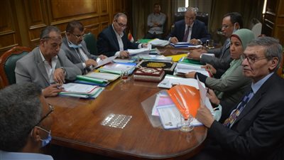 محافظ القليوبية يترأس اجتماع لجنة اختيار القيادات لشغل بعض الوظائف