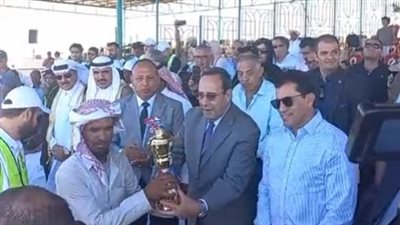 وزير الشباب والرياضة يشهد ختام سباق الهجن في العريش | بث مباشر 
