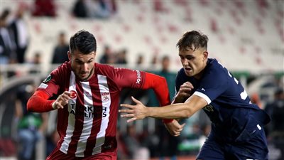 القمصان لم تصل.. أزمة تواجه فريق سيفاس التركي قبل مواجهة كلوج فى دوري المؤتمر الأوروبي