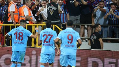 تريزيجيه أساسيًا فى تشكيل طرابزون سبور المتوقع أمام موناكو بالدوري الأوروبي