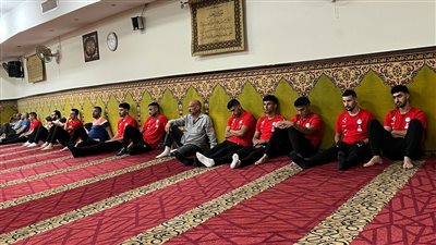 لاعبو المنتخب الأولمبي يؤدون صلاة الجمعة في معسكرهم بالإسكندرية