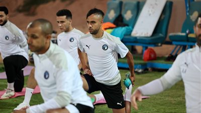 طبيب بيراميدز يكشف سبب غياب ثلاثي الفريق أمام سيراميكا كليوباترا بالدوري