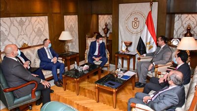 الرعاية الصحية تناقش فرص التعاون مع شركة ألمانية لتدوير المخلفات الطبية