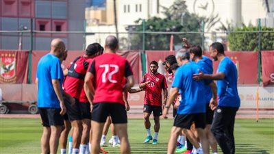 للمرة الأولى.. شادي حسين يشارك في تدريبات الأهلي