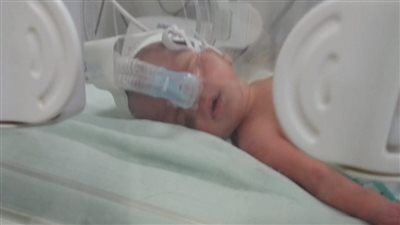 بعد عقم 11 عاما.. أب يتهم مستشفى ببني سويف بالتسبب في وفاة نجله