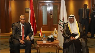 وزير القوى العاملة: ربط إلكتروني مع الكويت للسيطرة على عقود العمل الوهمية | بث مباشر