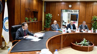 وزير البترول: جارٍ ربط منظومة تكرير النفط في شبكة رقمية موحدة