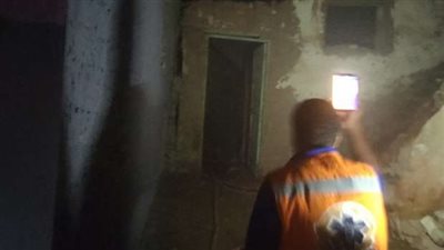 إصابة 5 أشخاص بالاختناق إثر اندلاع النيران في 3 منازل بأسوان