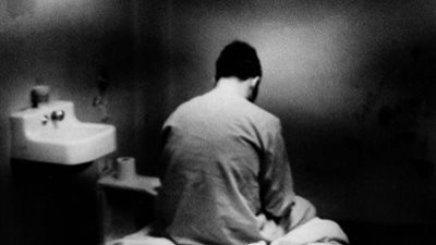 التحقيق في واقعة التعدي على مرضى نفسيين ومدمني مخدرات داخل مصحة بمدينة نصر