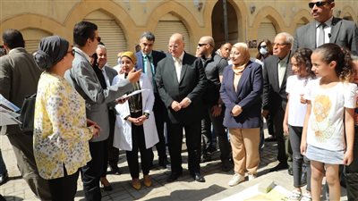 محافظ القاهرة يفتتح الحملة الطبية للكشف عن أورام الرئة بروضة السيدة زينب 
