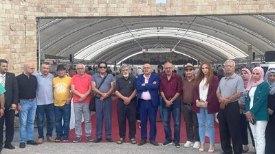 وقفة حداد على روح الأديب فاروق وادي بمعرض فلسطين للكتاب